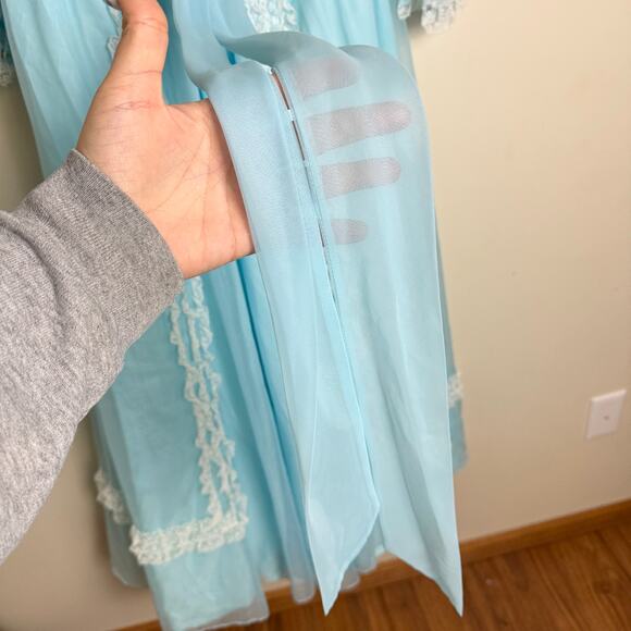 Nadine VINTAGE pastel blue White Lace Accent Formal long sleeve dress Size SMALL - Picture 11 of 16